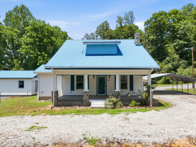 1231 Caldwell Place NW, Lenoir, NC 28645