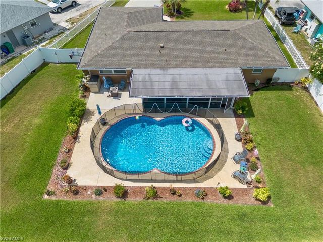 1685 N Hermitage RD, Fort Myers, FL 33919
