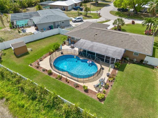 1685 N Hermitage RD, Fort Myers, FL 33919