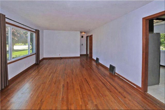 2618 James BOULEVARD, Racine, WI 53403