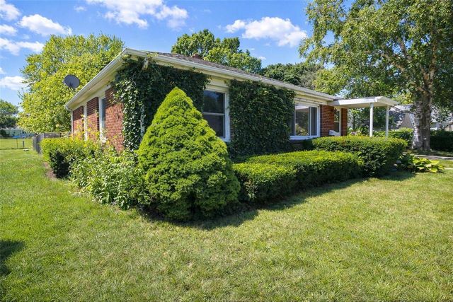 2618 James BOULEVARD, Racine, WI 53403