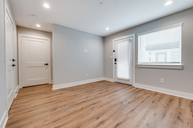 4440 Scurry Street 202, Dallas, TX 75204