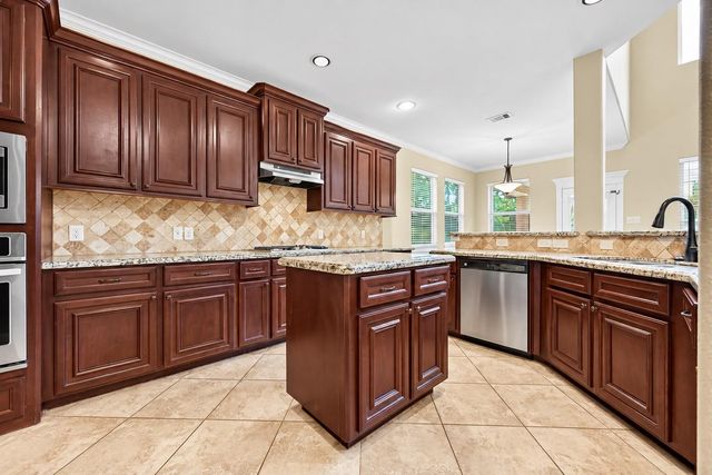 18344 Wisp Willow Way, Porter, TX 77365