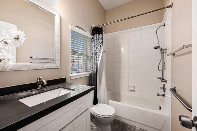 2710 Grants Lake Boulevard E3, Sugar Land, TX 77479