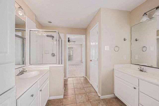 2710 Grants Lake Boulevard E3, Sugar Land, TX 77479