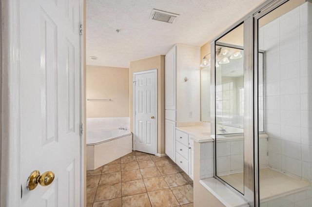 2710 Grants Lake Boulevard E3, Sugar Land, TX 77479