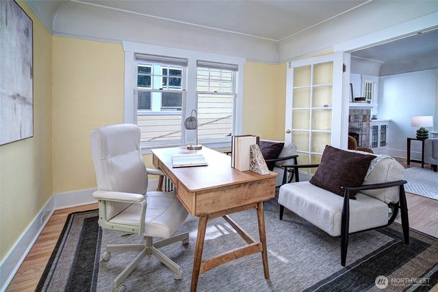 511 N 76th Street, Seattle, WA 98103