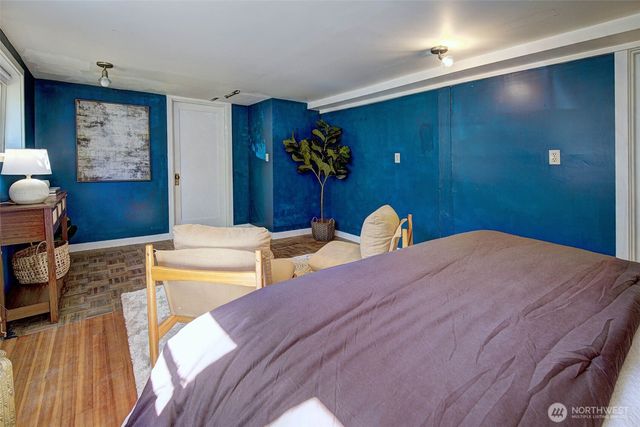 511 N 76th Street, Seattle, WA 98103