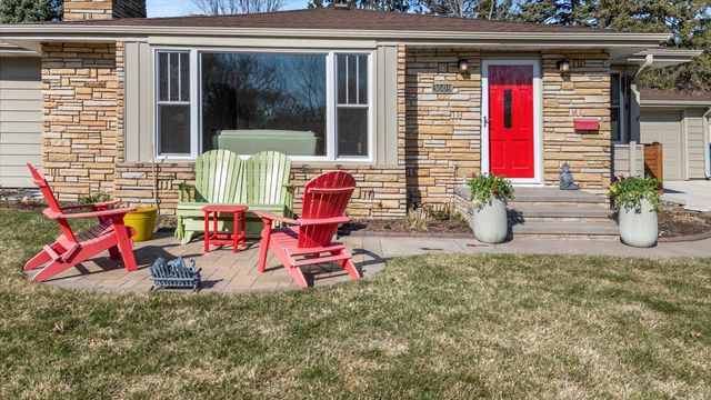 3609 York Avenue N, Robbinsdale, MN 55422