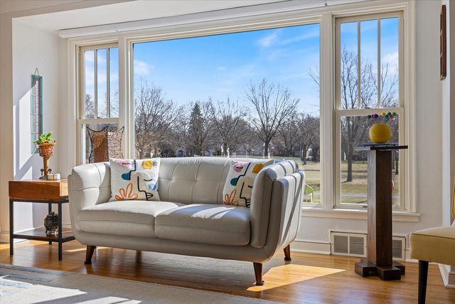 3609 York Avenue N, Robbinsdale, MN 55422