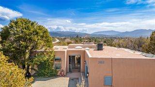 382 Calle Colina, Santa Fe, NM 87501