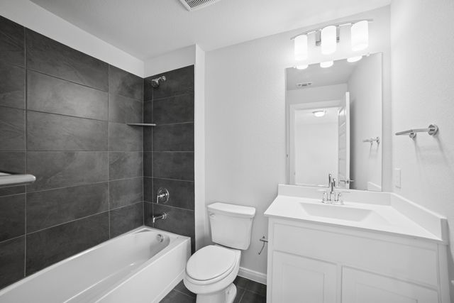 1032 Violet Drive, Crowley, TX 76036