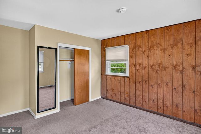 410 QUEEN ANNE RD, Cherry Hill, NJ 08003