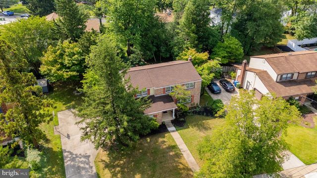 410 QUEEN ANNE RD, Cherry Hill, NJ 08003