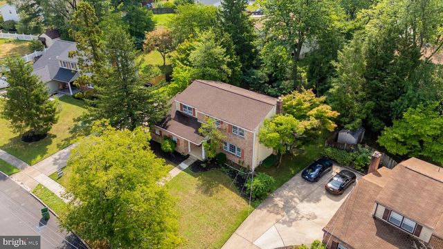 410 QUEEN ANNE RD, Cherry Hill, NJ 08003