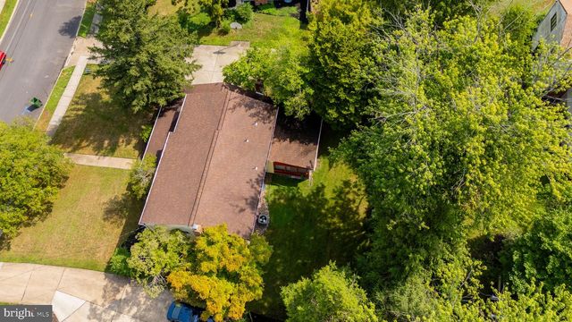 410 QUEEN ANNE RD, Cherry Hill, NJ 08003