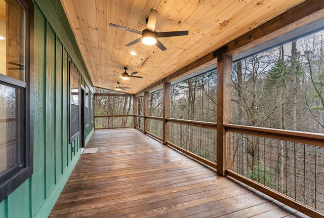 307 Ross Road, Mineral Bluff, GA 30559
