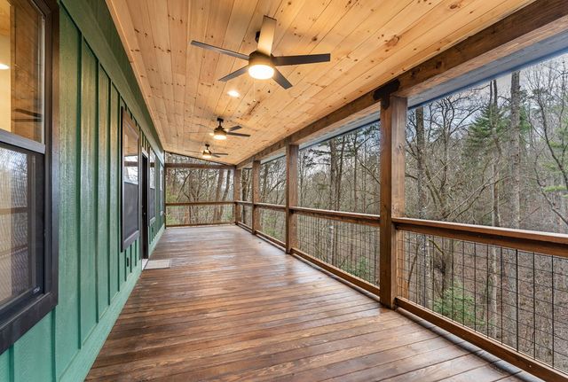 307 Ross Road, Mineral Bluff, GA 30559