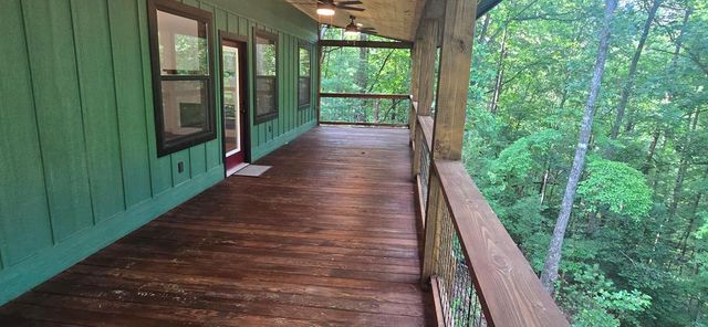 307 Ross Road, Mineral Bluff, GA 30559