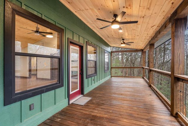 307 Ross Road, Mineral Bluff, GA 30559