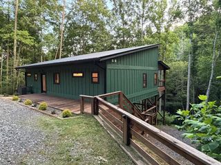 307 Ross Road, Mineral Bluff, GA 30559