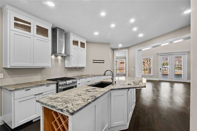 6683 Valley View Road, Rogers, AR 72758