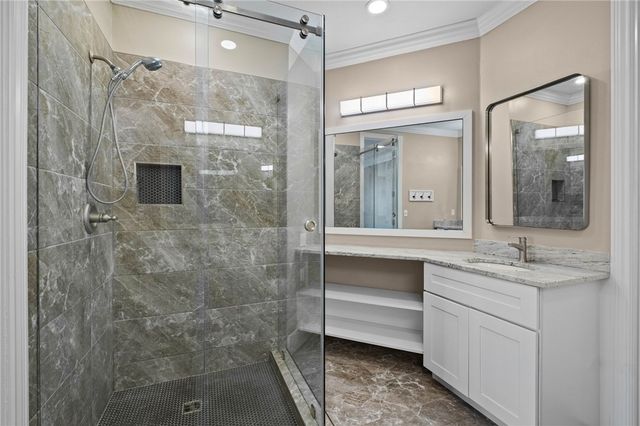 6683 Valley View Road, Rogers, AR 72758