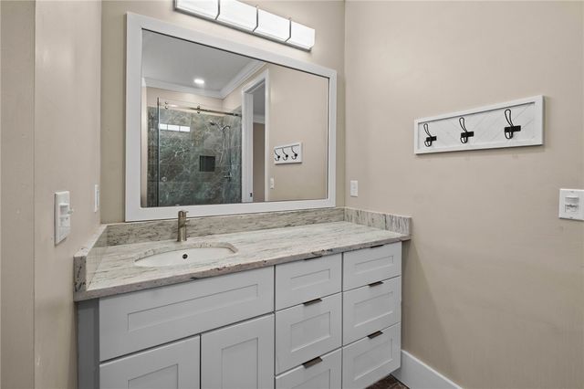 6683 Valley View Road, Rogers, AR 72758