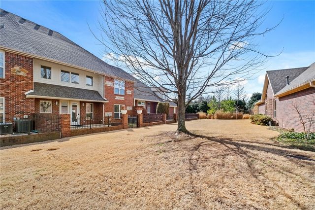 6683 Valley View Road, Rogers, AR 72758