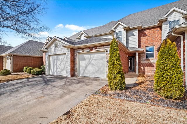 6683 Valley View Road, Rogers, AR 72758