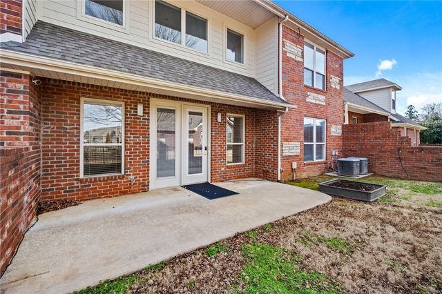 6683 Valley View Road, Rogers, AR 72758