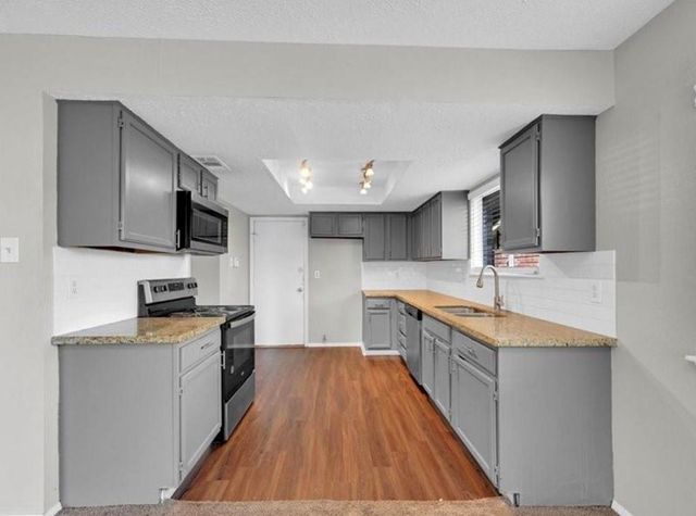 8406 Daycoach Lane, Houston, TX 77064