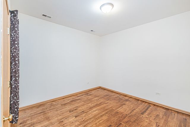 2423 W Madison Street 1, Chicago, IL 60612