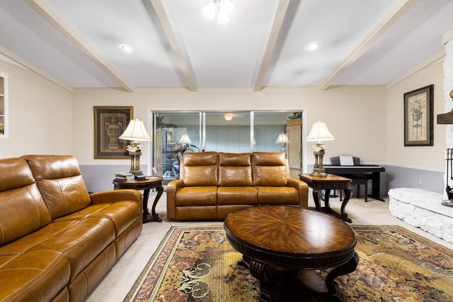 2905 Clendenen Ln, Longview, TX 75605