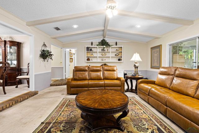 2905 Clendenen Ln, Longview, TX 75605