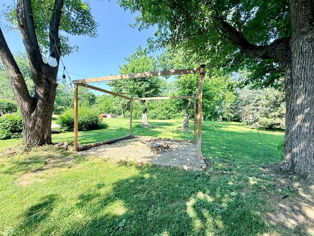 303 N Grace Avenue, Crawfordsville, IN 47933