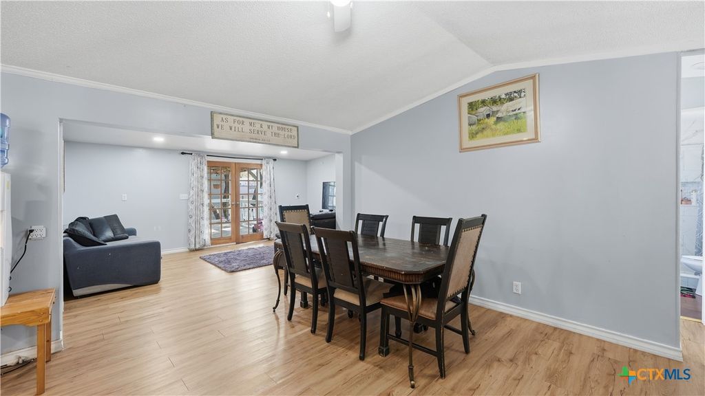 Image 10 of property listing at 181 Dobie Drive, Wimberley, TX 78676