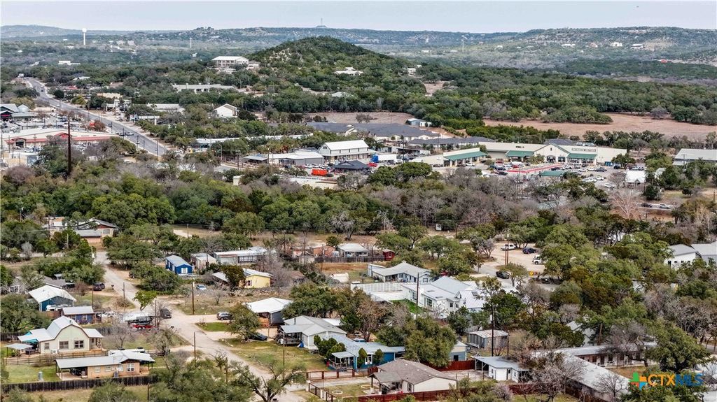 Image 31 of property listing at 181 Dobie Drive, Wimberley, TX 78676