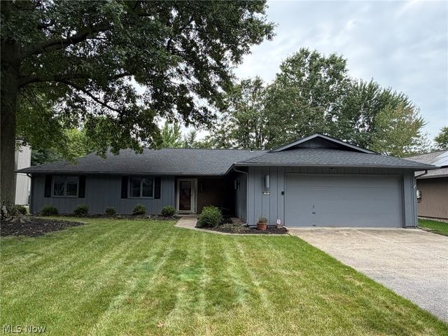 21801 Little Brook Way, Strongsville, OH 44149