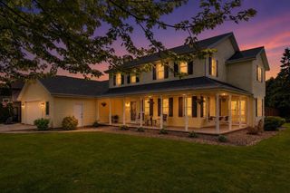 1079 GRASSY PLAINS DRIVE, Neenah, WI 54956