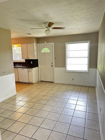 602 Harold Lane, Baytown, TX 77521