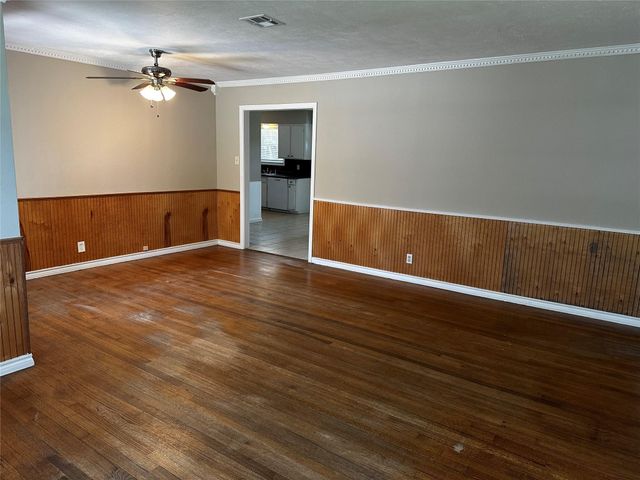 602 Harold Lane, Baytown, TX 77521
