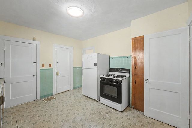 38 Monponset St, Boston, MA 02136