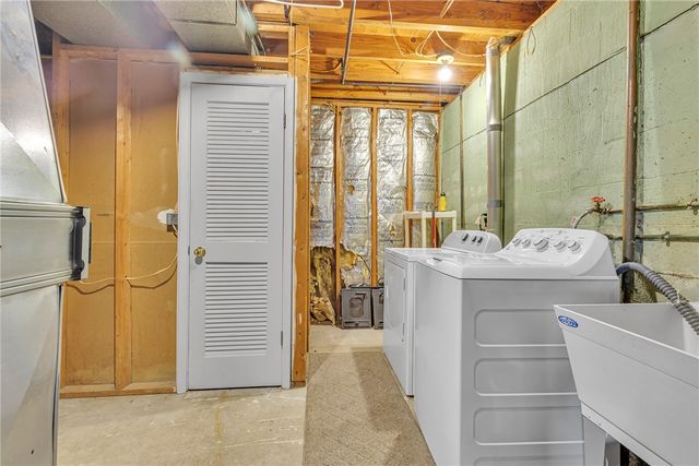 111 Roosevelt Drive, Monaca, PA 15061