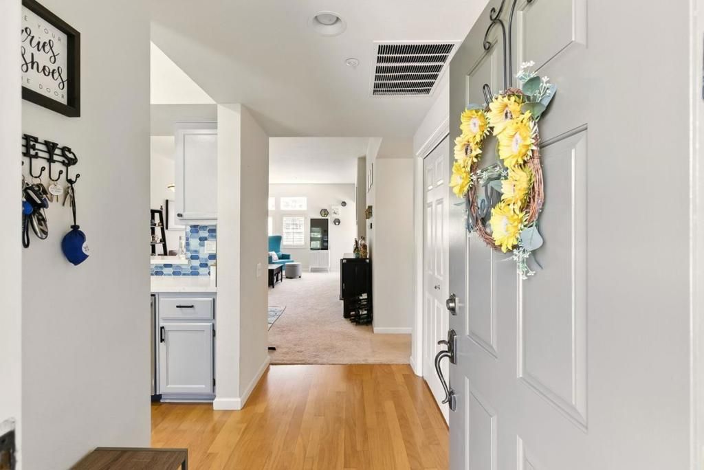 Image 1 of property listing at 633 Swallowtail Court, Brisbane, CA 94005