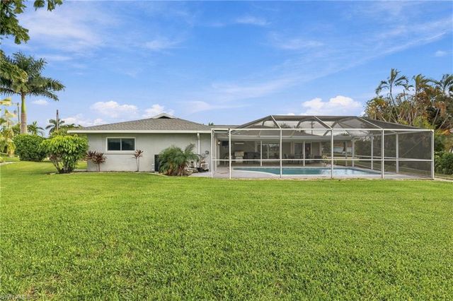 404 SW 53rd TER, Cape Coral, FL 33914