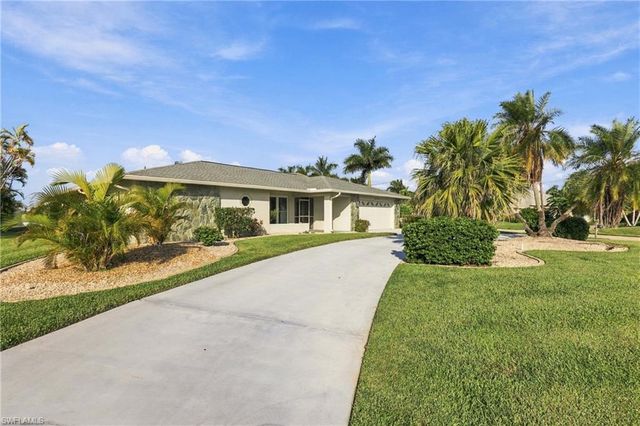 404 SW 53rd TER, Cape Coral, FL 33914