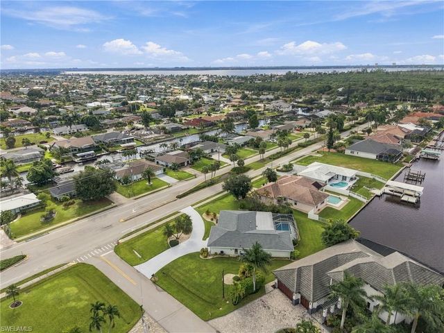 404 SW 53rd TER, Cape Coral, FL 33914