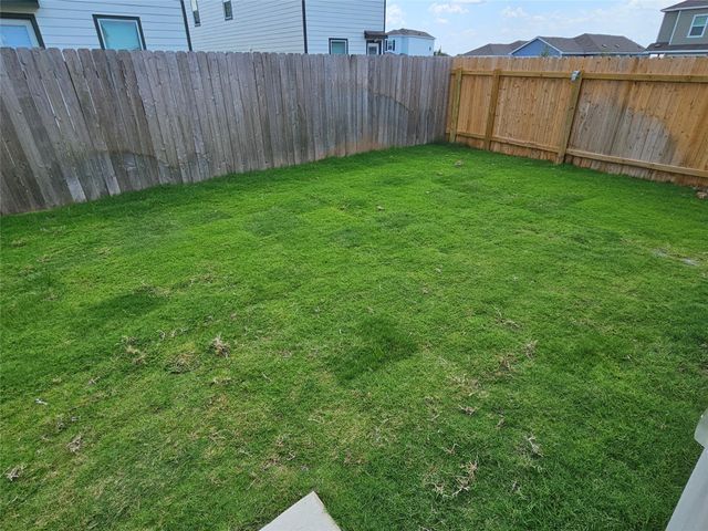 704 Commander Abbott DR, Jarrell, TX 76537