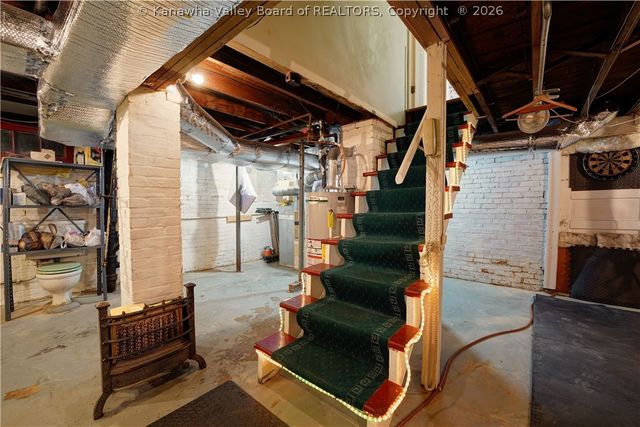 305 Swarthmore Avenue, Charleston, WV 25302